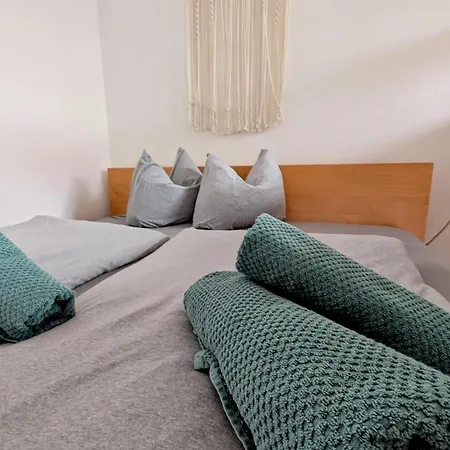 Nona 4 Seefeld アパート ゼーフェルト・イン・チロル